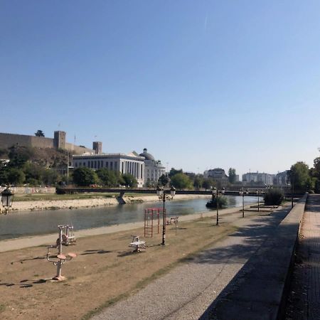 City Centre River View Apartment Skopje Exteriér fotografie